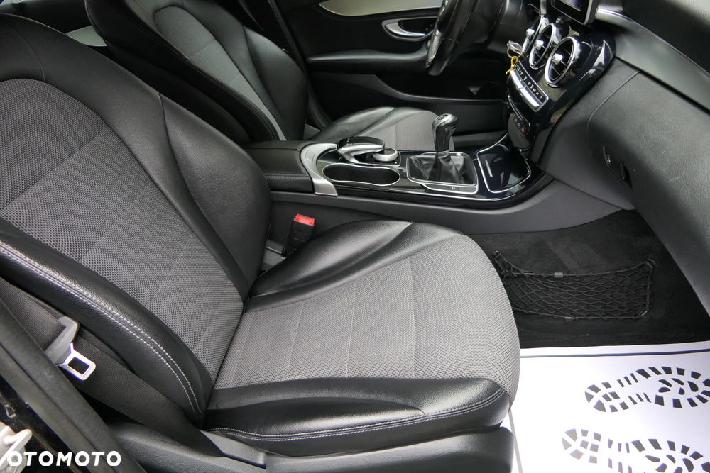 Mercedes-Benz Klasa C 180 (BlueEFFICIENCY) - 19
