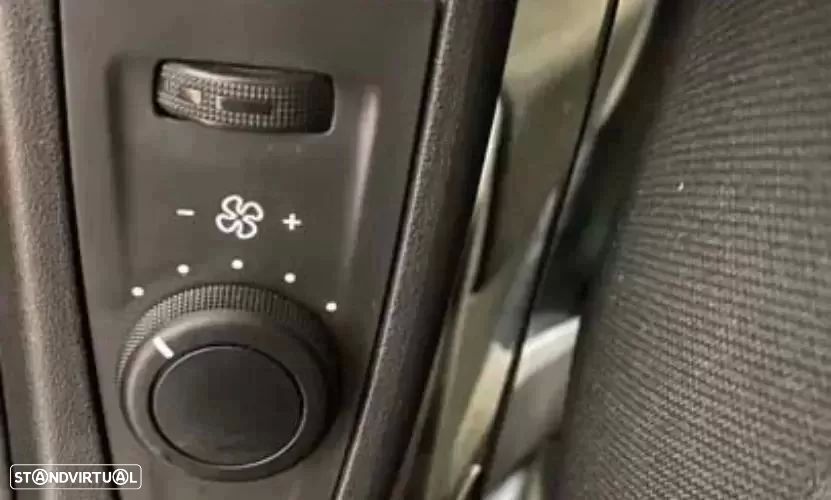 Citroën C4 Spacetourer PureTech 130 Stop&Start FEEL - 11