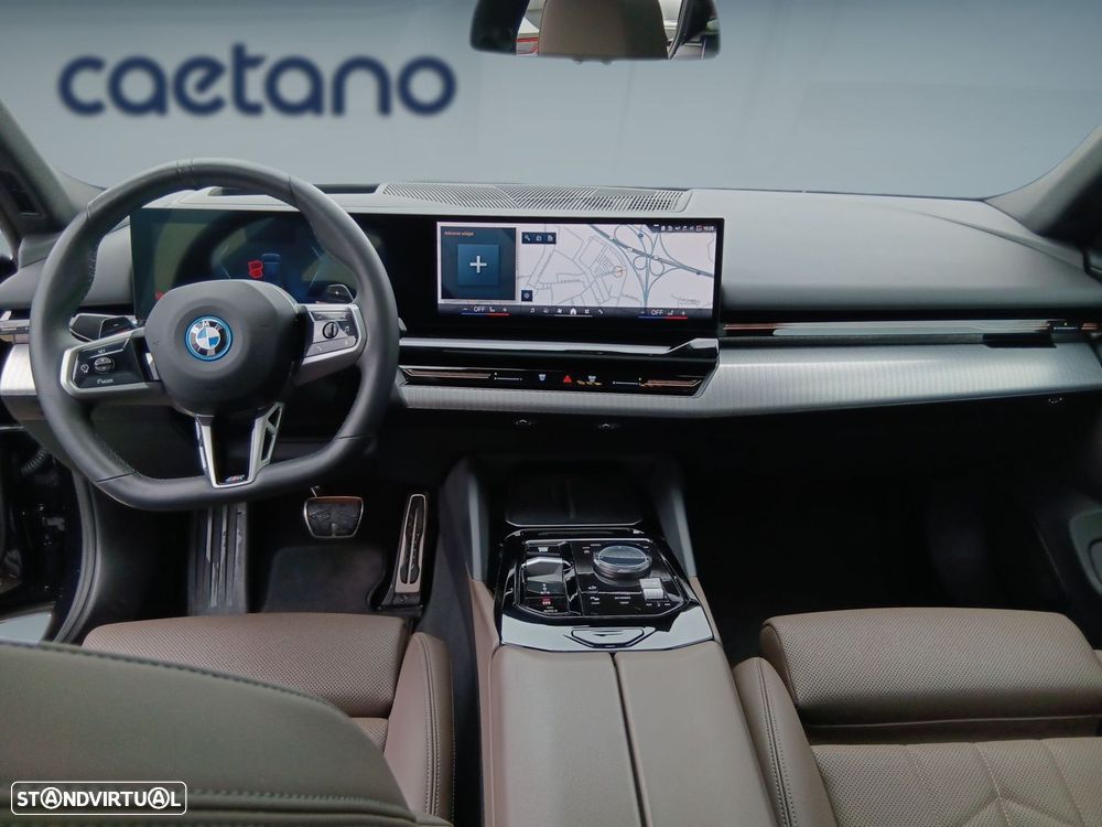 BMW 530 e Pack Desportivo M Pro - 12