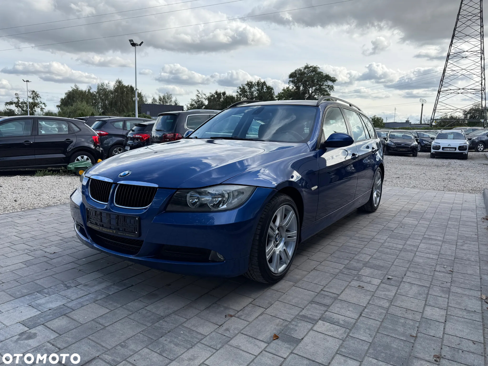 BMW Seria 3 320i Touring Edition Sport - 24