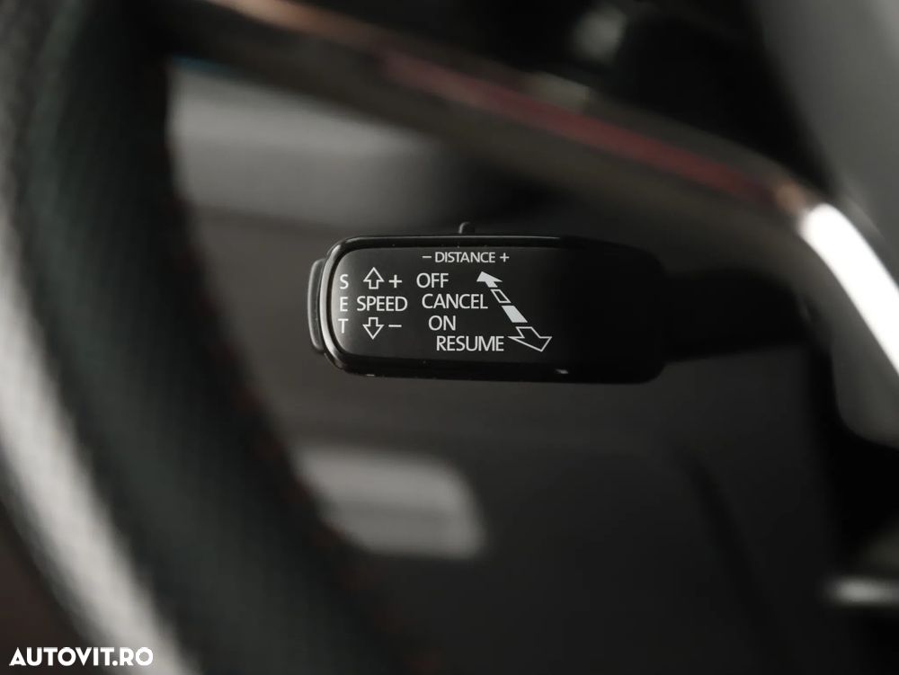 Skoda Octavia 2.0 245 TSI DSG RS - 16