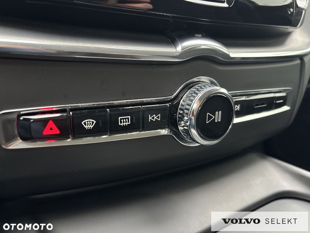 Volvo XC 60 - 18