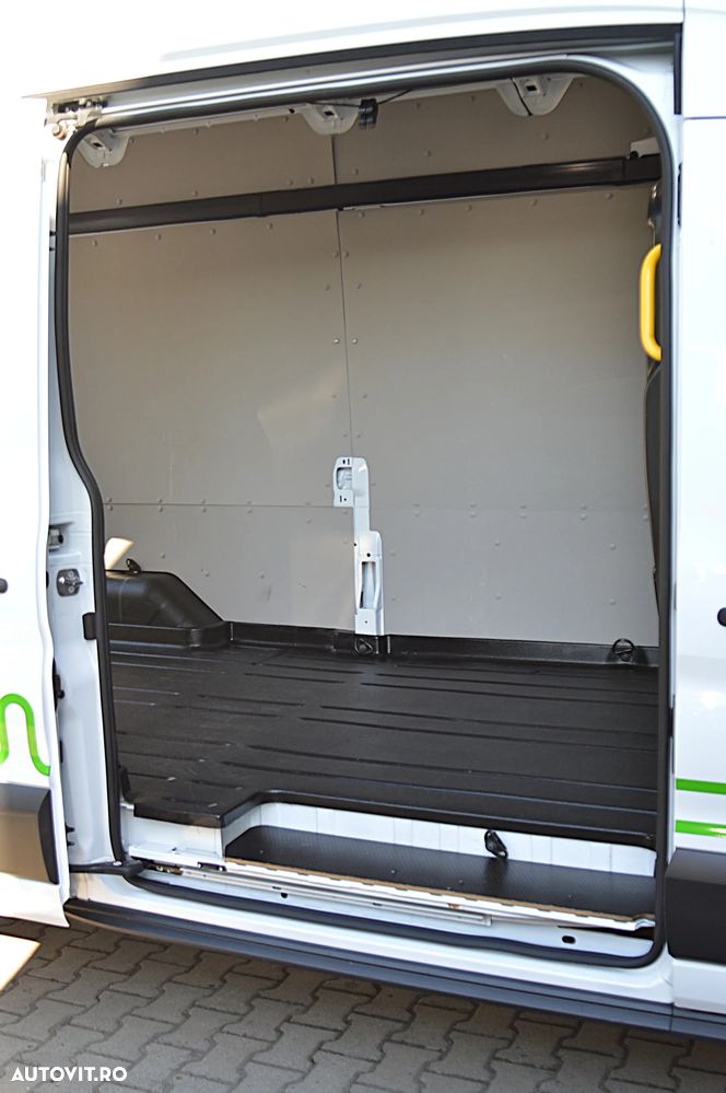 Ford E-TRANSIT L3H3 3500KG - 27