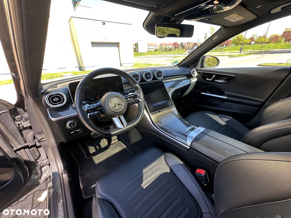 Mercedes-Benz Klasa C 180 9G-TRONIC Edition AMG Line - 24