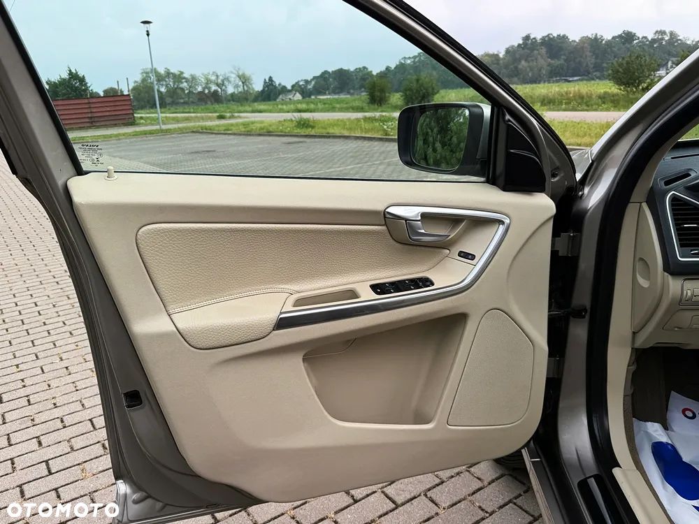 Volvo XC 60 D3 Summum - 25