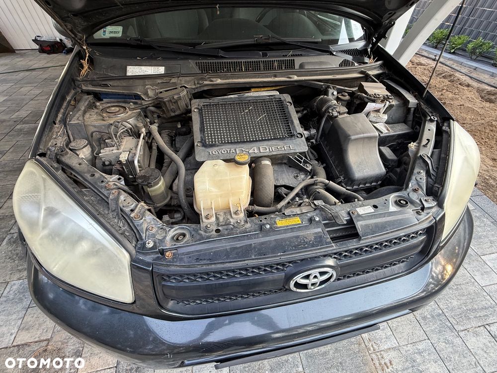 Toyota RAV4 2.0 D-4D 4x4 - 15