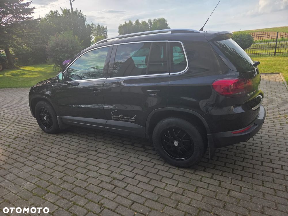 Volkswagen Tiguan - 9