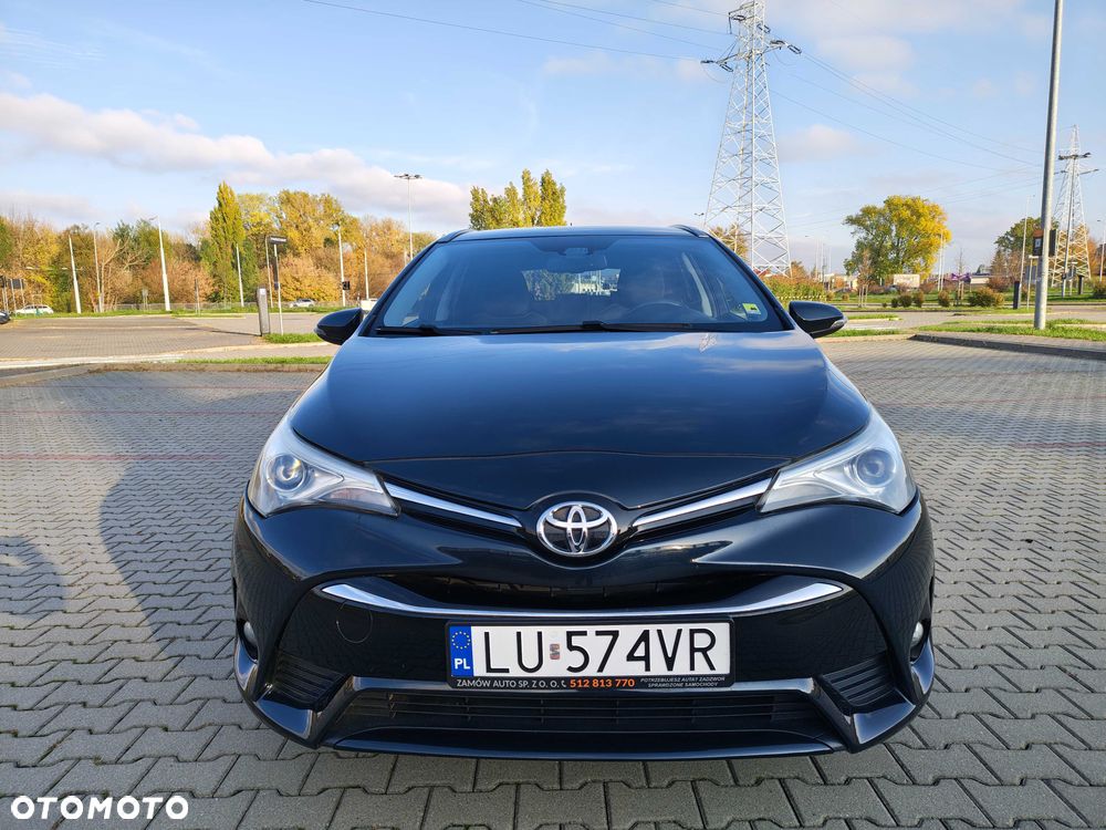Toyota Avensis 2015 photo 3