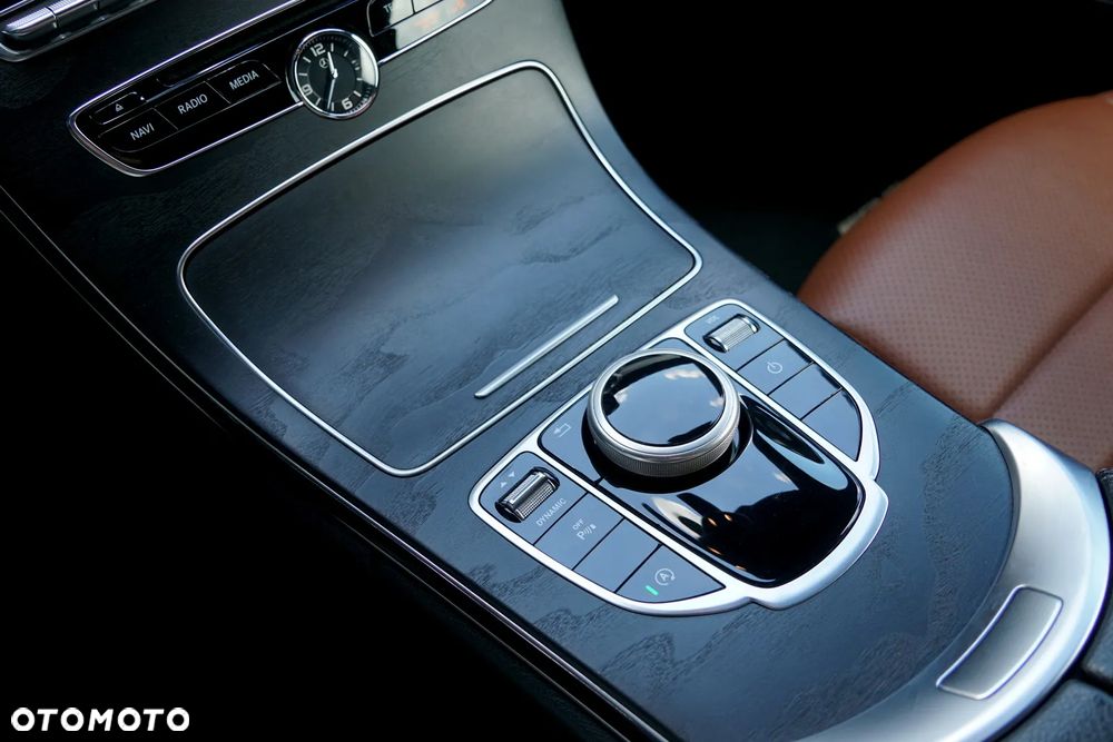 Mercedes-Benz Klasa C 200 7G-TRONIC - 28
