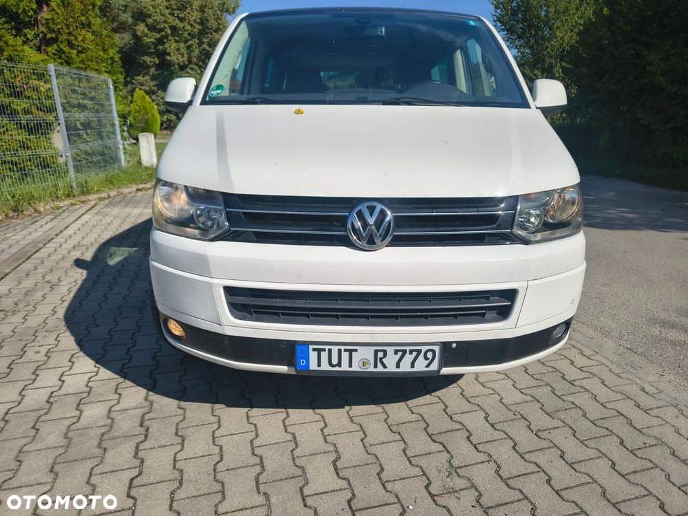 Volkswagen Multivan - 2