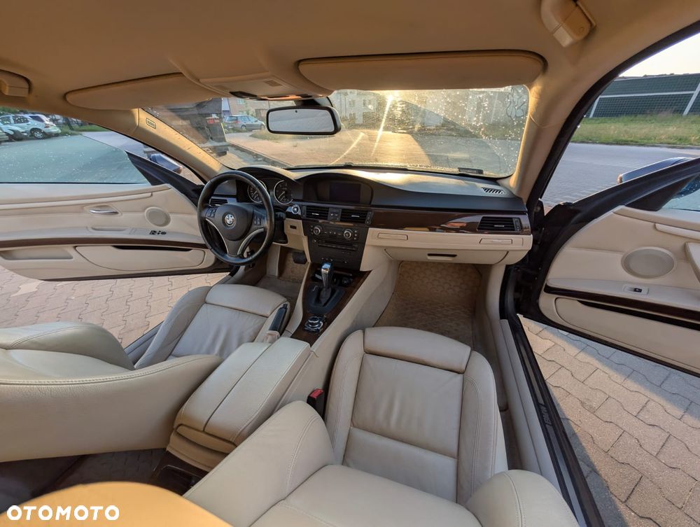 BMW Seria 3 - 12