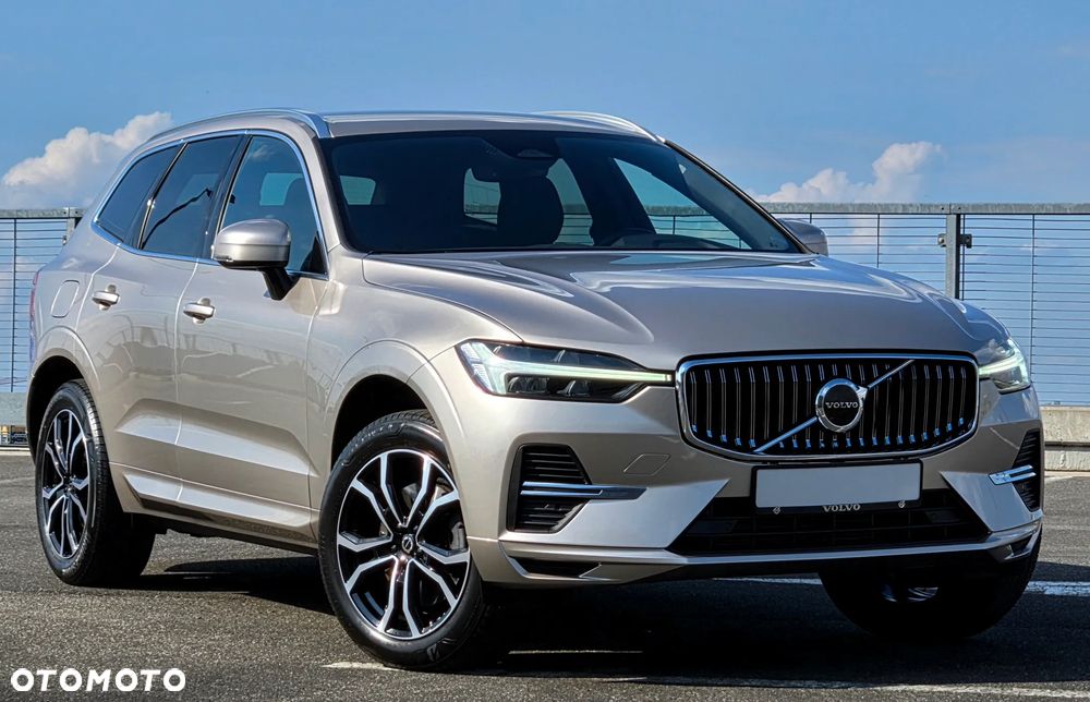Volvo XC 60 B4 D Plus Bright - 12