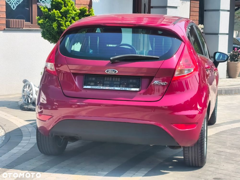 Ford Fiesta 1.25 Ghia - 15