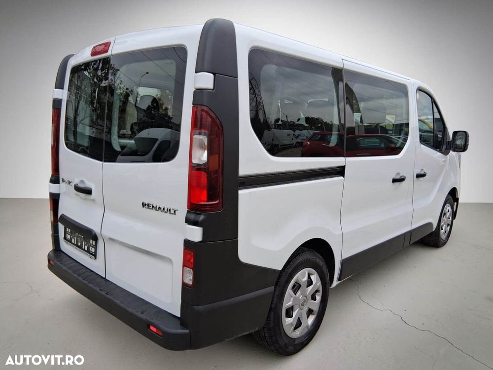 Renault Trafic - 13
