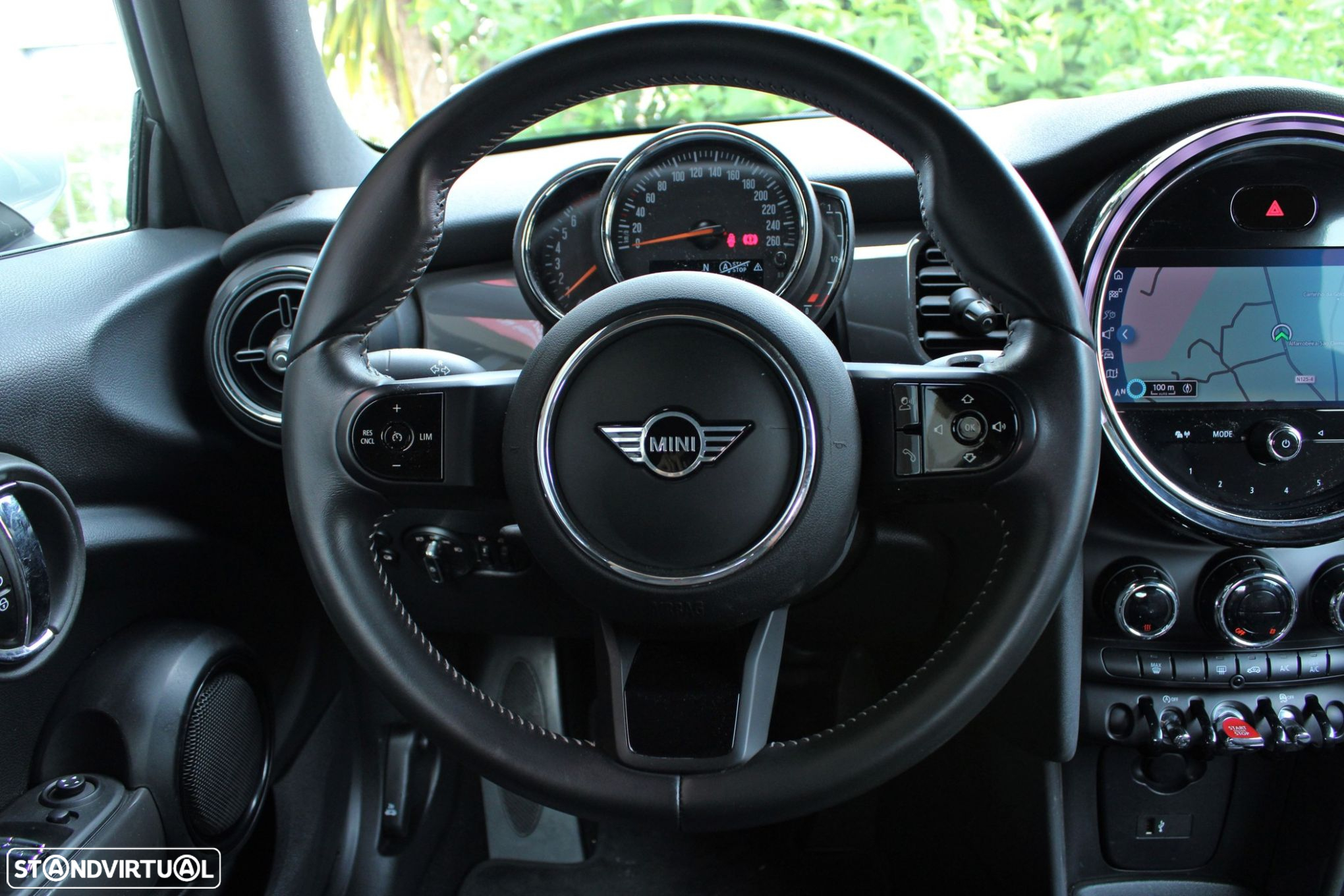 MINI Cabrio Cooper - 11