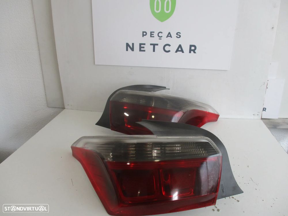 Farol farolim trás citroen c elysee 2015 - 1