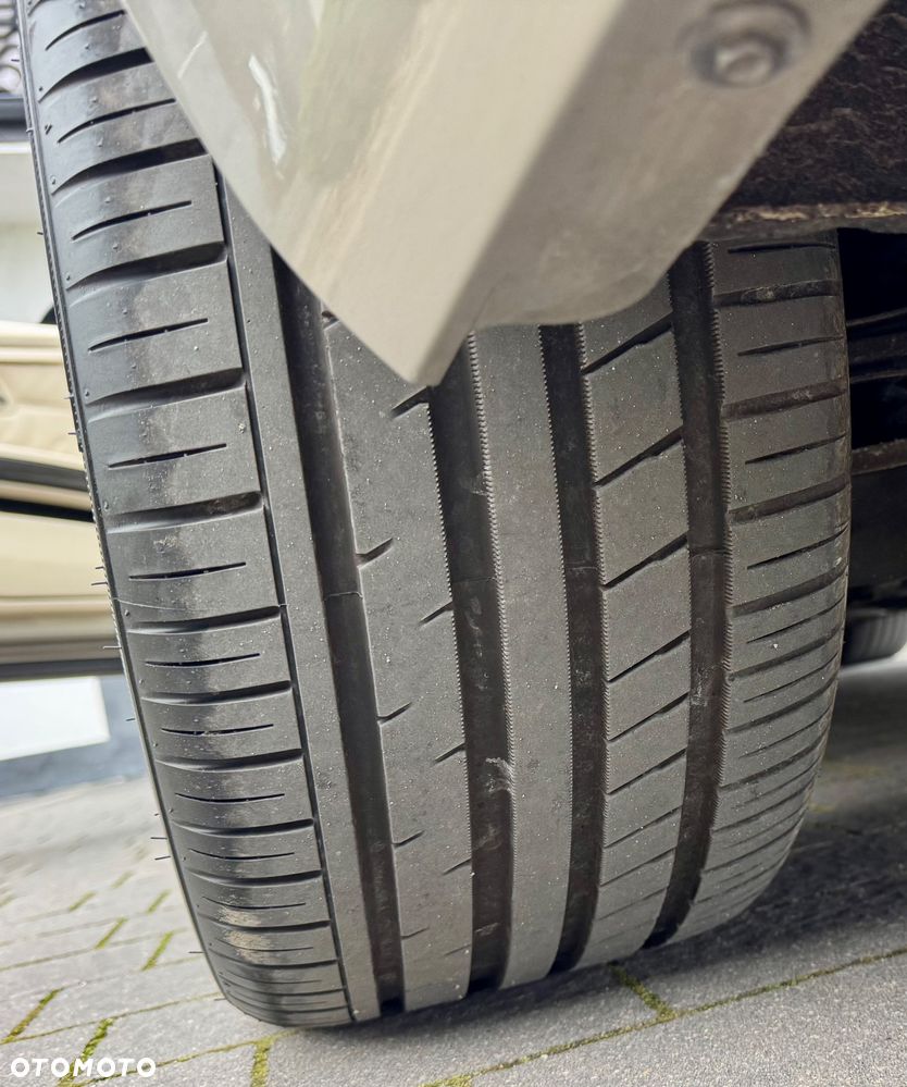 BMW Seria 3 330i Edition Exclusive - 22