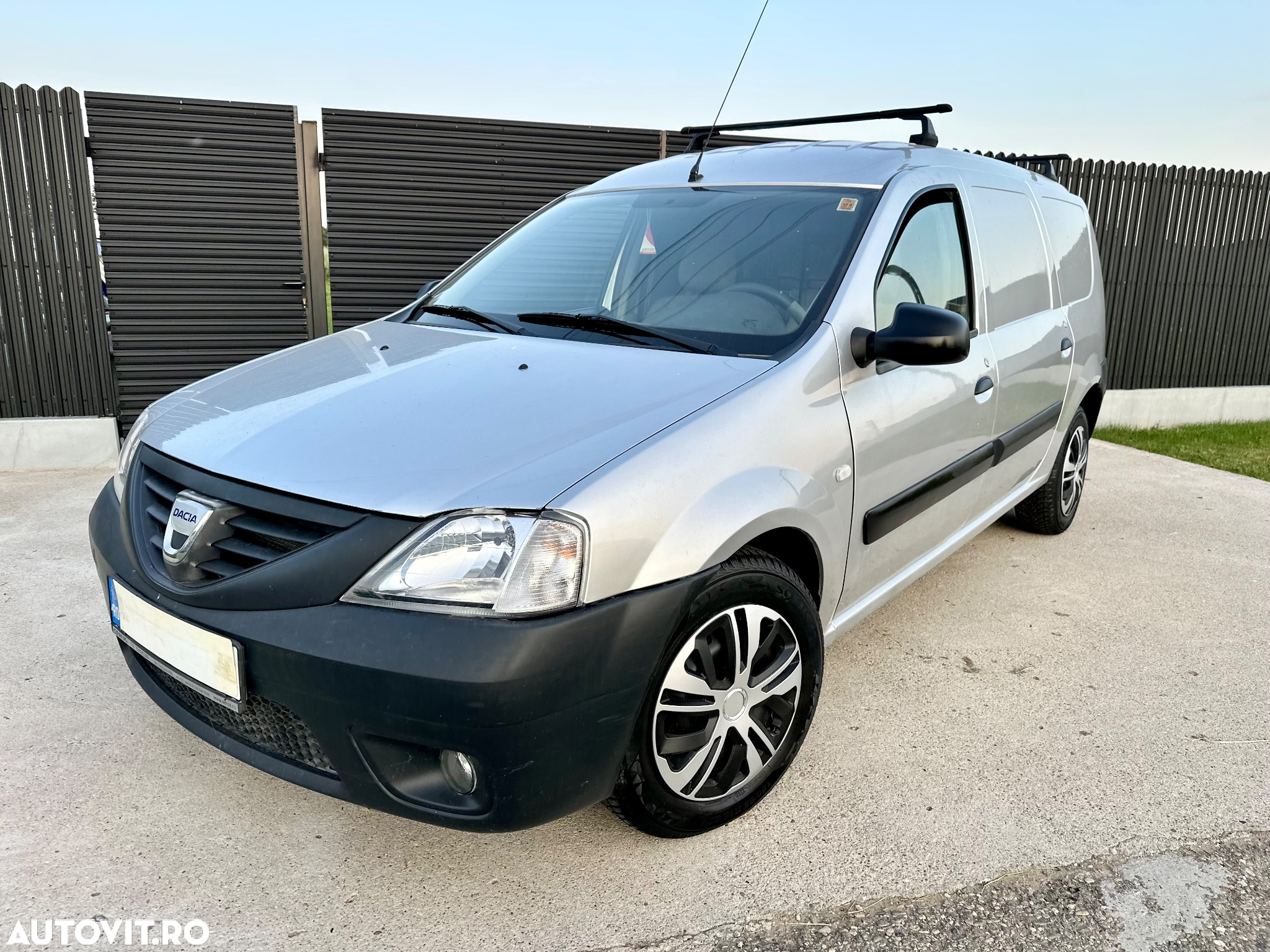 Dacia Logan Van - 9