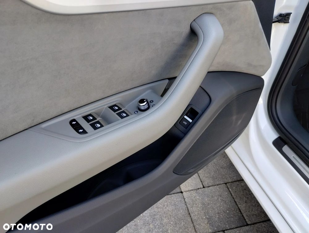 Audi A4 Avant 40 TDI Quattro S Line S tronic - 21