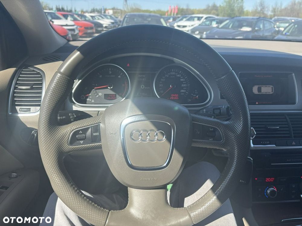 Audi Q7 - 24