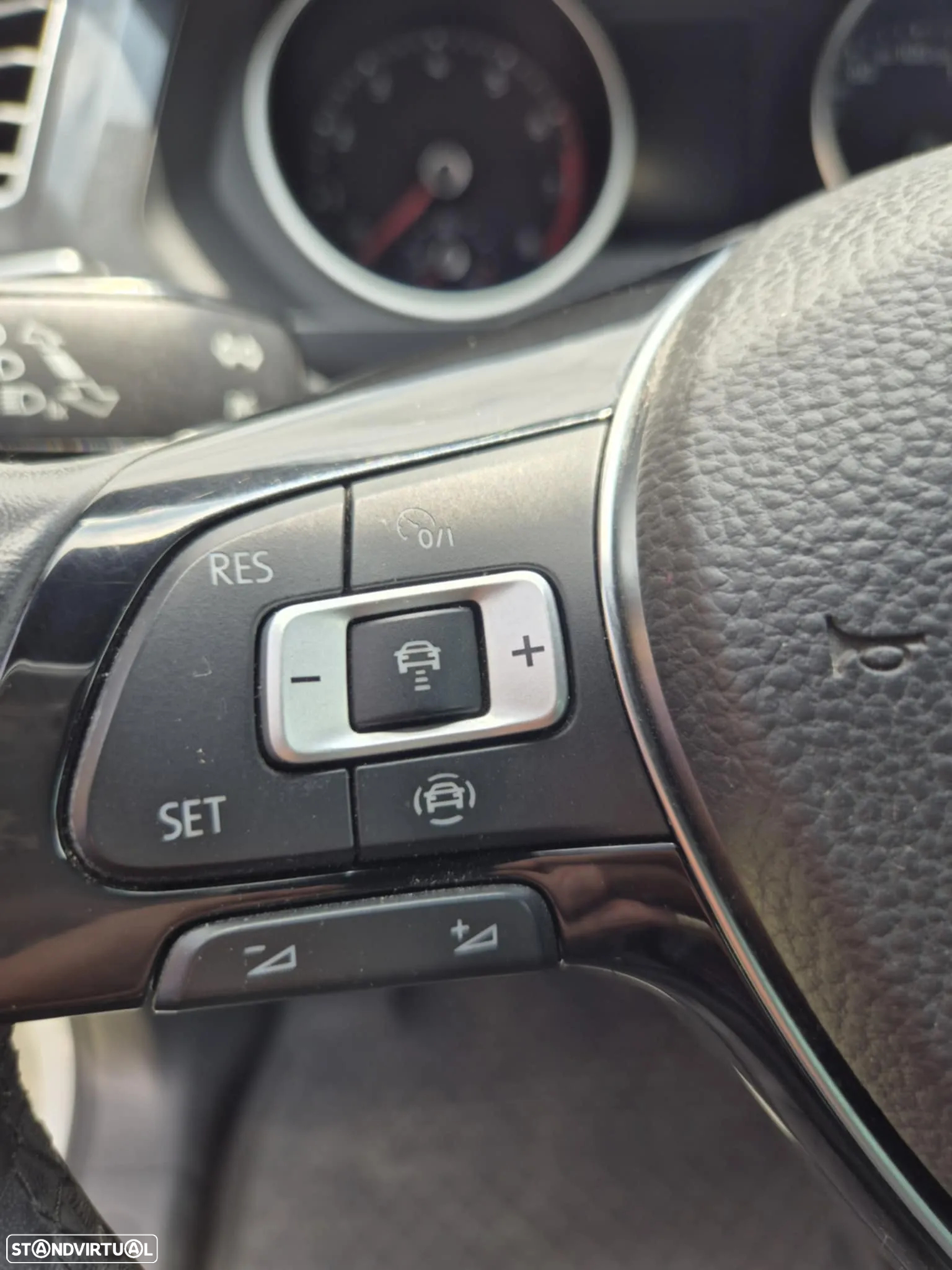 VW Tiguan 1.5 TSI Confortline - 10