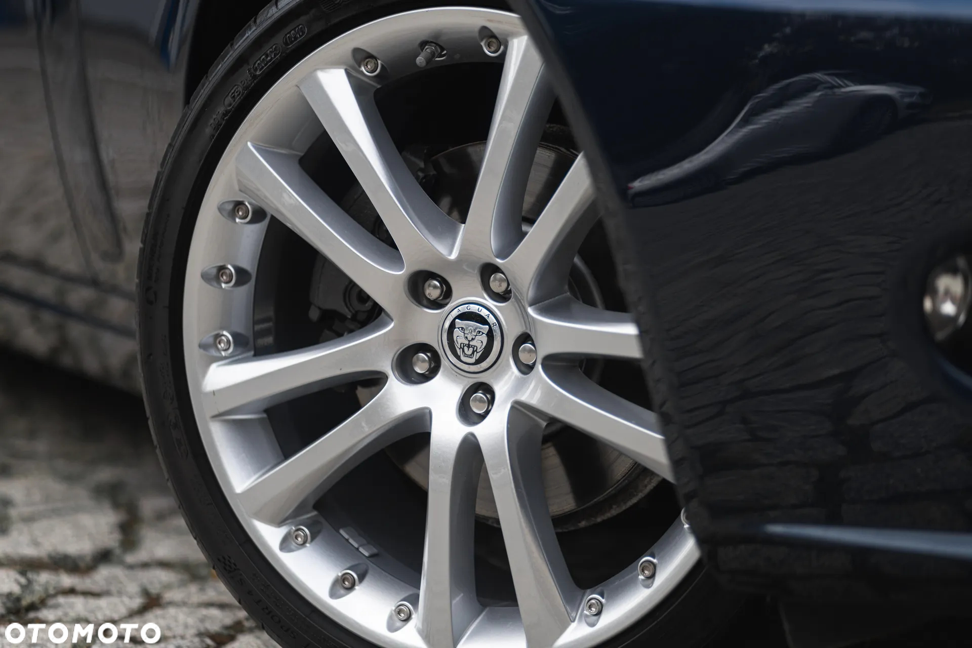 Jaguar XK 4.2 V8 - 9