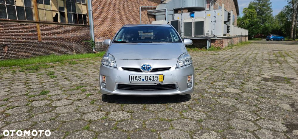 Toyota Prius - 4