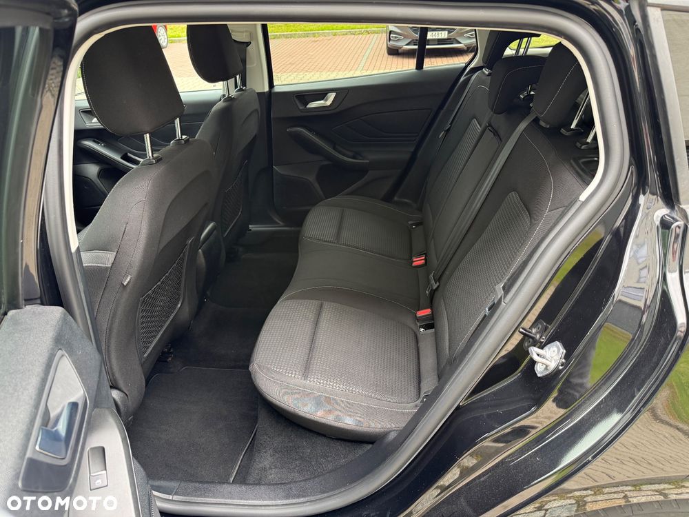 Ford Focus 1.5 EcoBlue Start-Stopp-System TITANIUM STYLE - 12