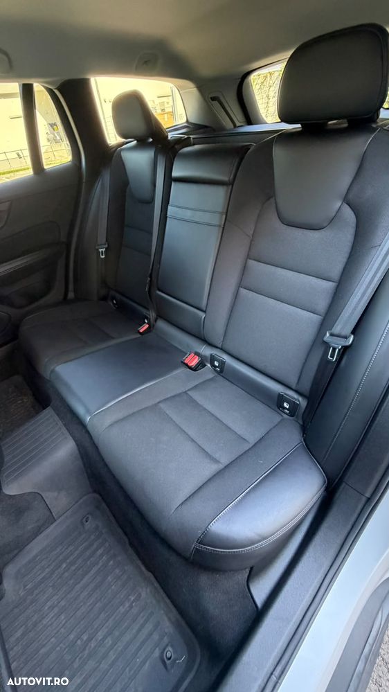 Volvo V60 D4 AWD Geartronic Momentum - 14