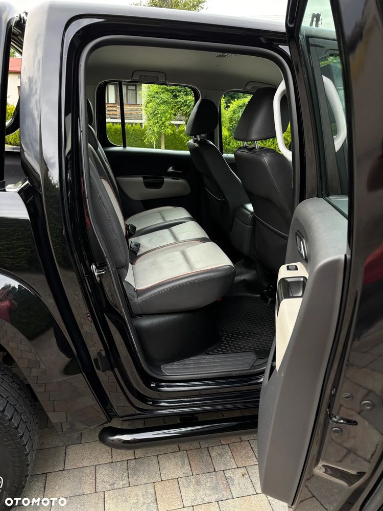Volkswagen Amarok 2.0 BiTDI Autm Canyon - 23