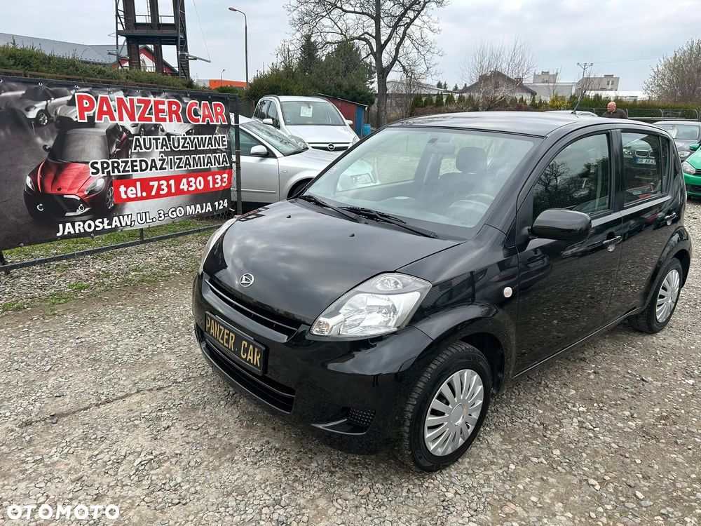 Daihatsu Sirion 1.3 - 13