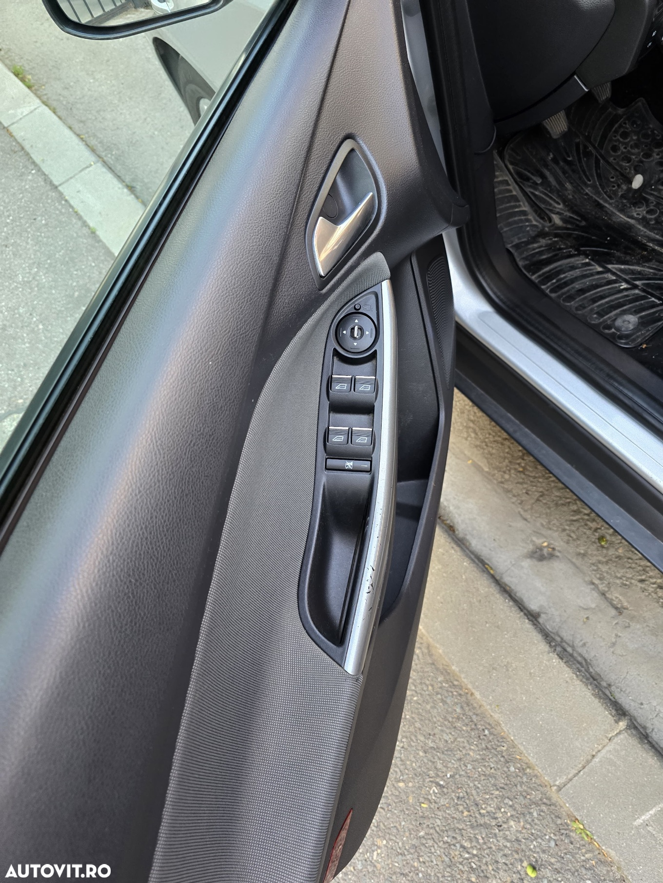 Ford Focus - 7