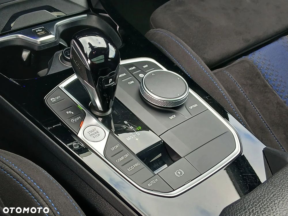 BMW Seria 1 118i Sport Line - 18
