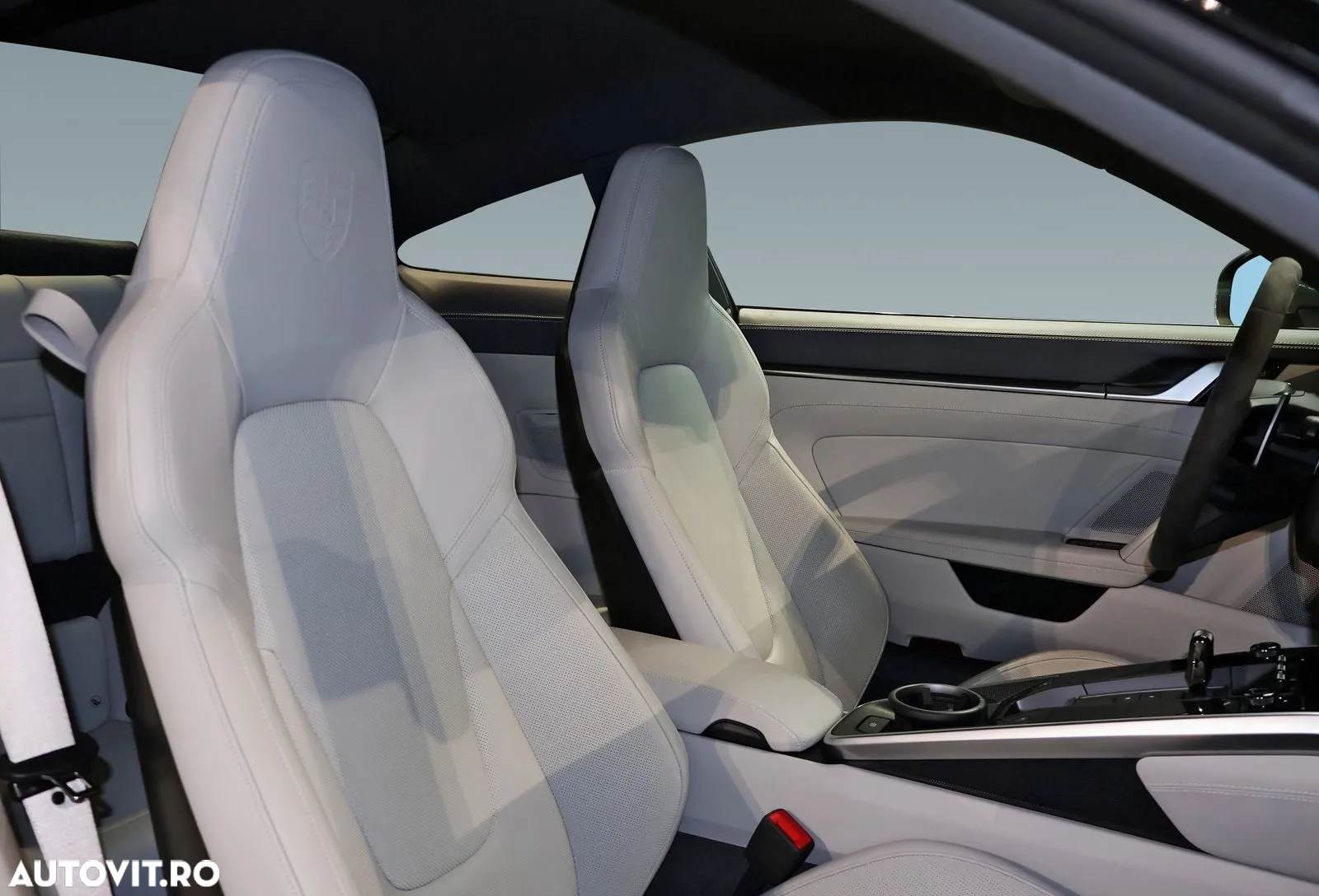 Porsche 911 Carrera 4S - 17