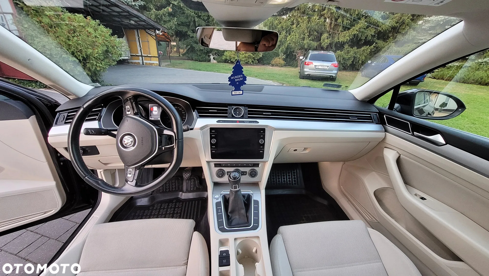Volkswagen Passat 2.0 TDI BMT Comfortline - 10