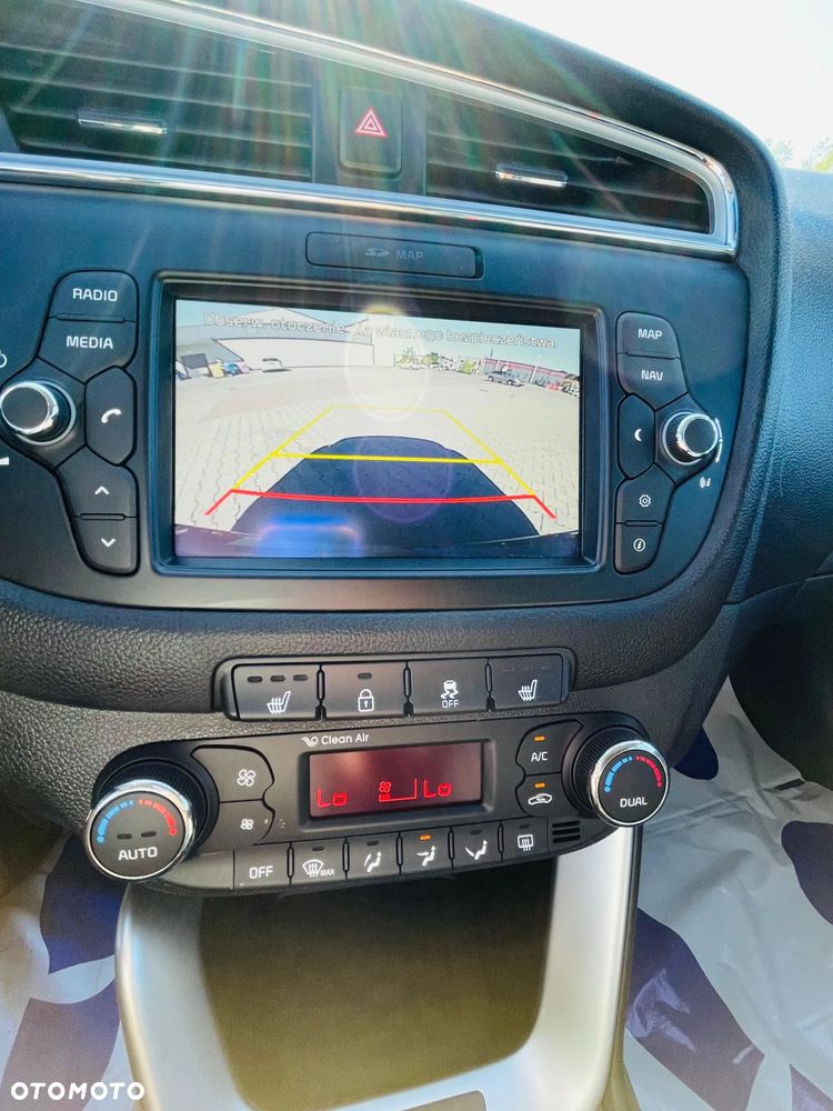 Kia Ceed 1.6 GDI ISG Spirit - 16