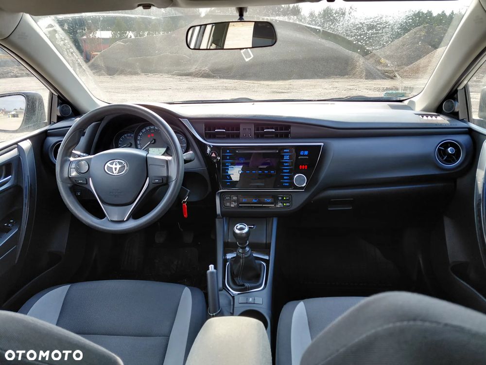 Toyota Auris 1.33 VVT-i Active - 10