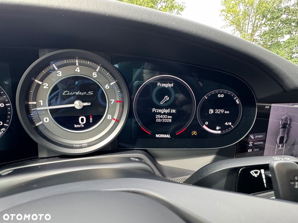 Porsche 911 Turbo S - 30