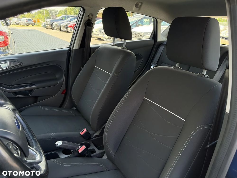 Ford Fiesta 1.5 TDCi Titanium EU6 - 11