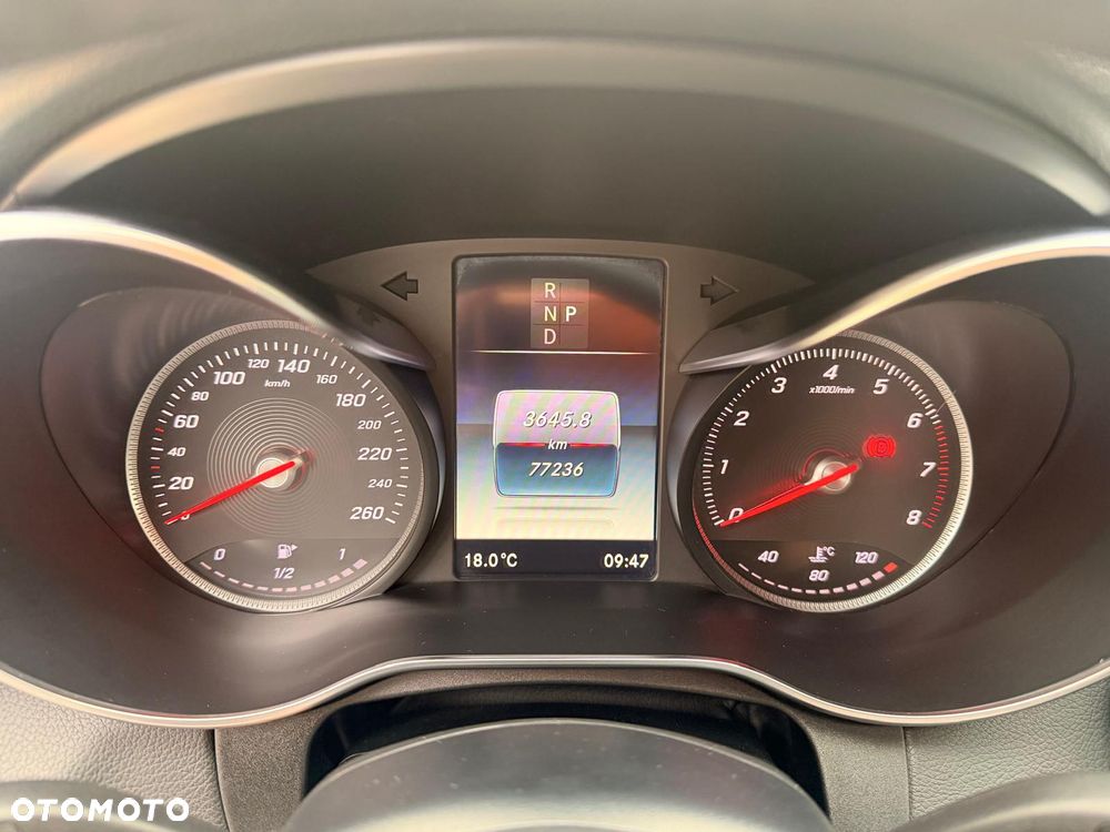 Mercedes-Benz Klasa C 200 9G-TRONIC Exclusive - 38
