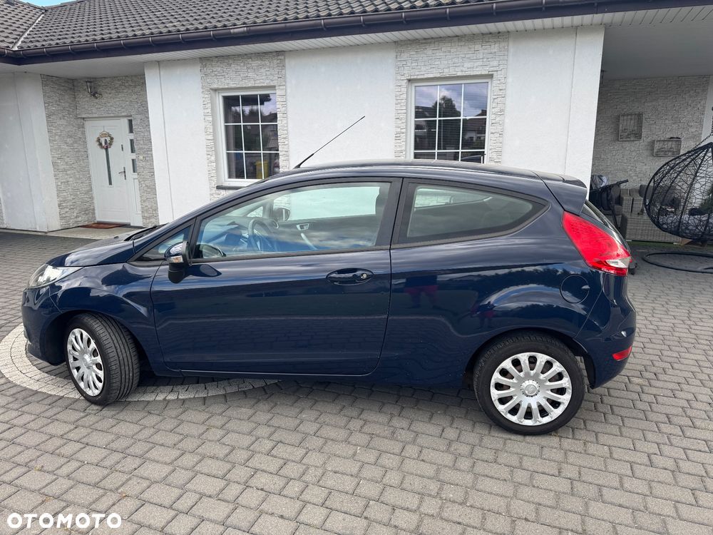Ford Fiesta 1.25 Ambiente EU5 - 10