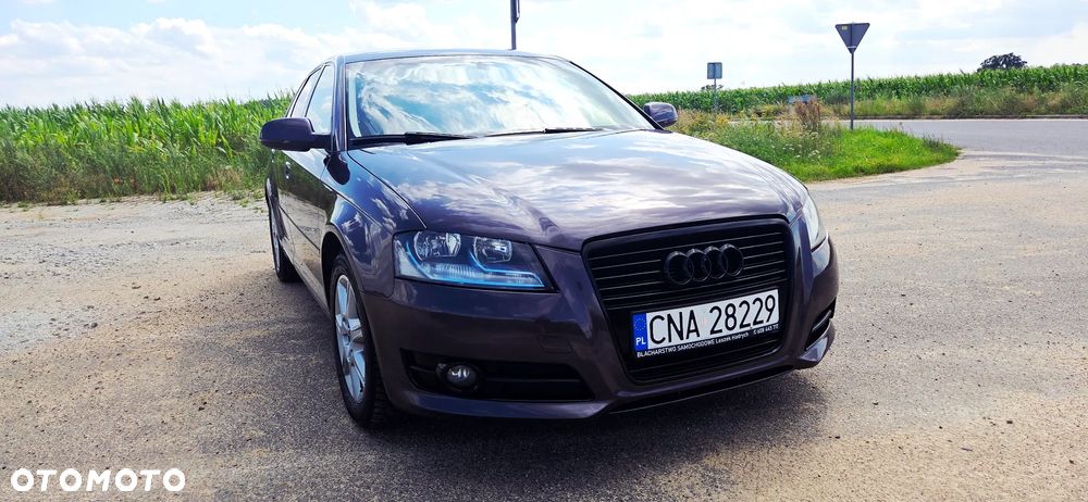 Audi A3 Sportback - 2