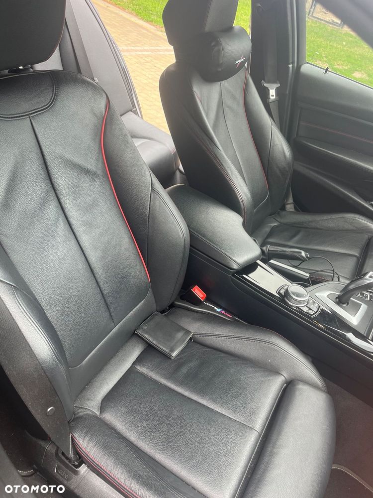 BMW Seria 3 328i xDrive - 7
