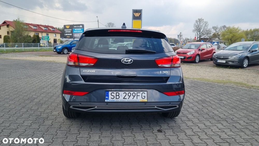 Hyundai i30 - 22