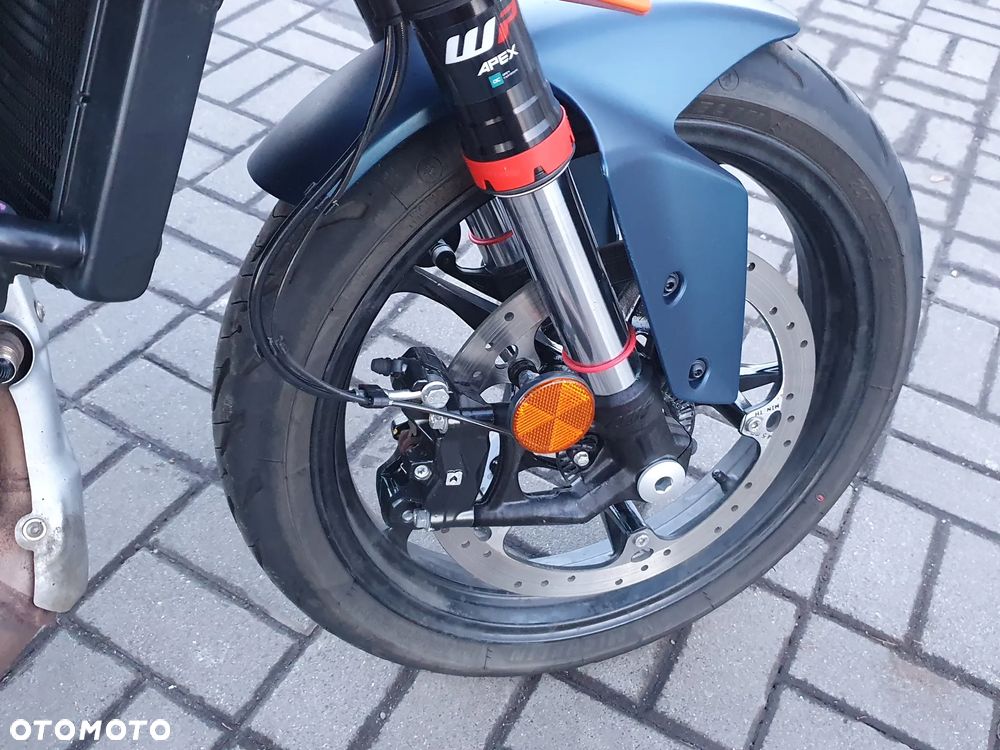 KTM Duke - 24