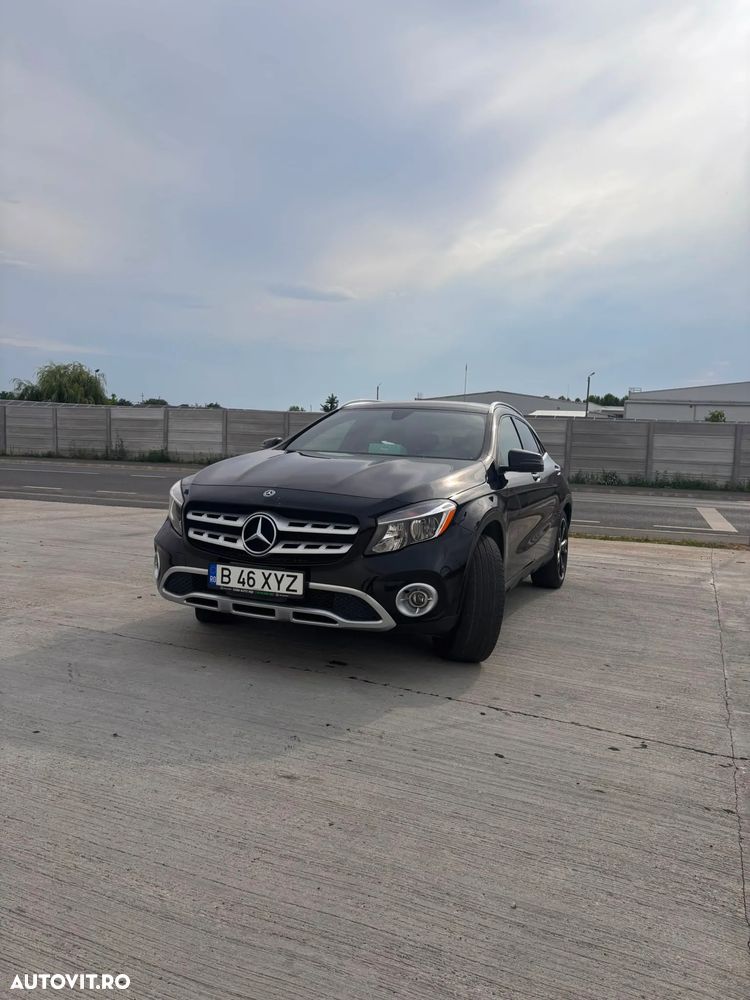 Mercedes-Benz GLA - 1