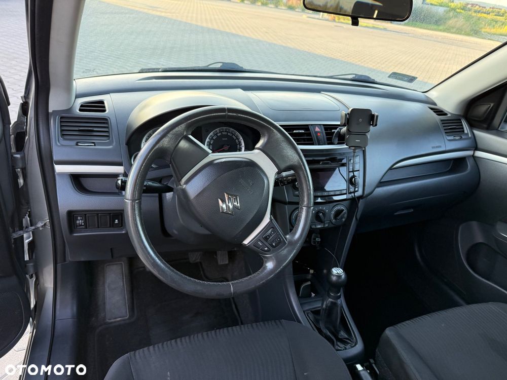 Suzuki Swift - 6