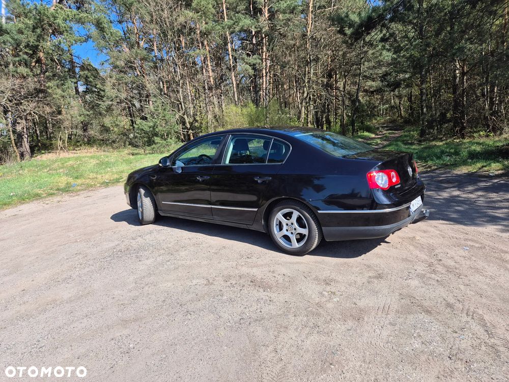 Volkswagen Passat 1.9 TDI Comfortline - 3