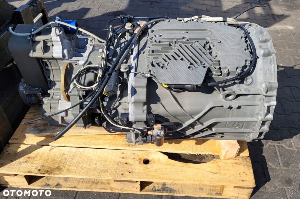 SKRZYNIA BIEGÓW + RETARDER TRAXON 12TX2211TD DAF XF CF 106 EURO 6 - 2