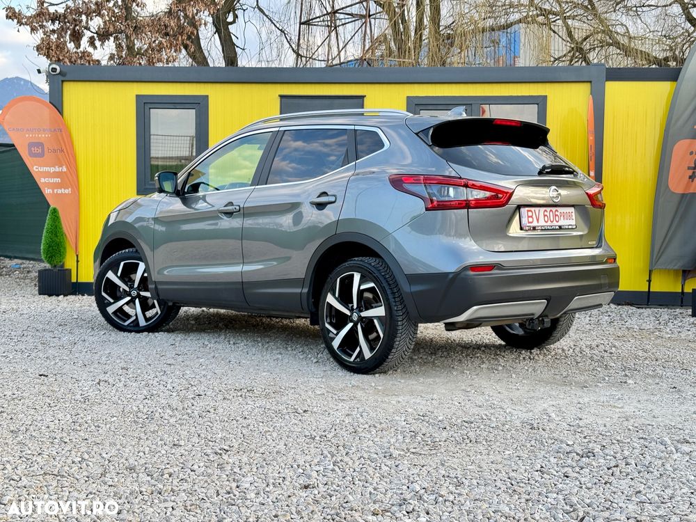 Nissan Qashqai 1.6 DCI Xtronic TEKNA+ - 4